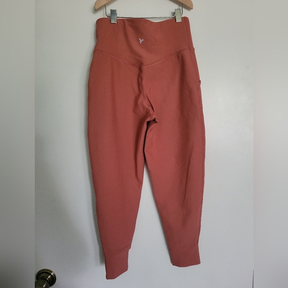 NWOT Old Navy Girls High Rise Jogger Size SMALL (6-7) - Picture 2 of 6